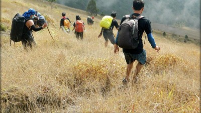 Ini Bukan Gunung Rinjani, Ini Gunung Guntur di Garut