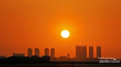 Jakarta Punya Sunset Seindah Ini!