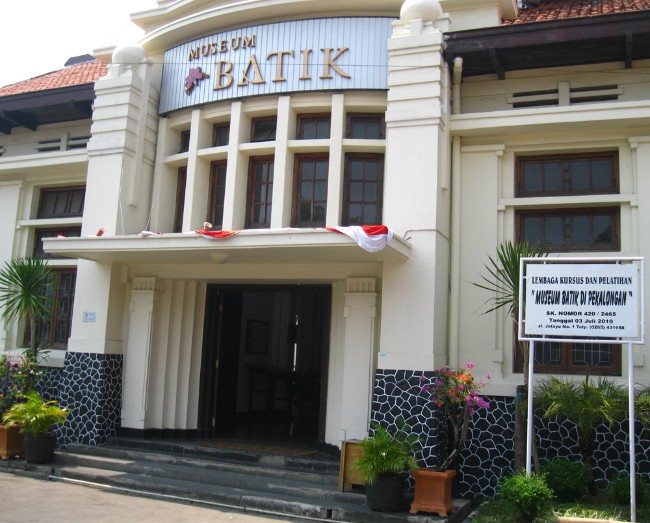 Jalan-Jalan ke Museum Batik Pekalongan, Yuk!