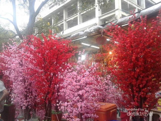 Jelang Imlek, Ini Wisata Belanjanya!