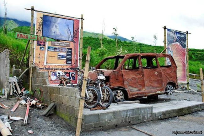 Kampung Kinahrejo, Bukti Kebesaran Merapi