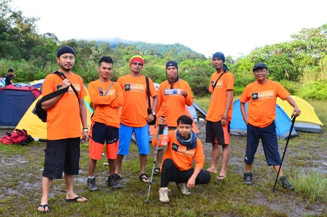 Kemping Ceria di Kawah Ratu Sukabumi