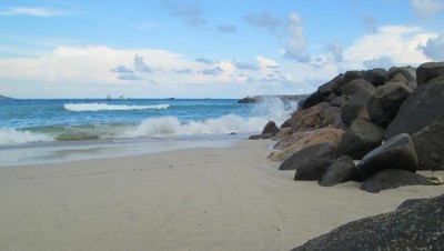 Kemping Seru di Pantai Tambakrejo, Blitar