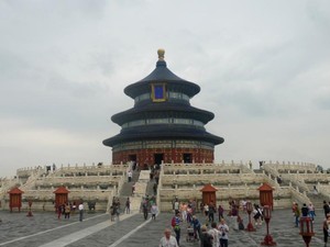 Kisah Kuil Persembahan dan Batu Surga di Beijing