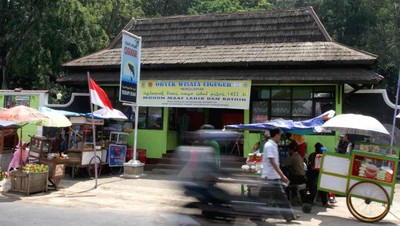 Kolam Cigugur, Kolam Terapi Ikan di Kuningan, Jawa Barat