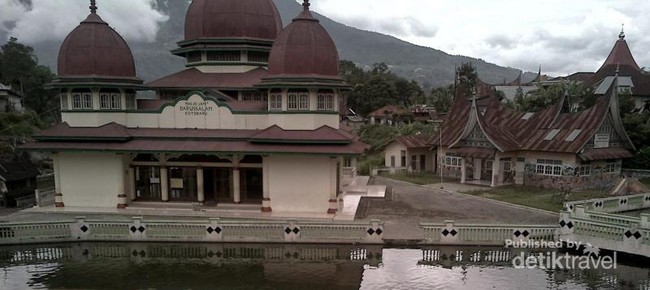Kumpulan Masjid Model Klasik hingga Modern