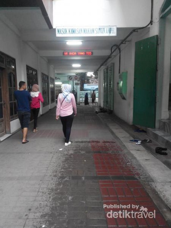 Lagi di Surabaya, ke Makam Sunan Ampel Yuk