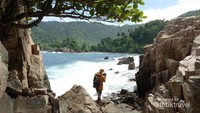 Pantai Karang Gigi Hiu