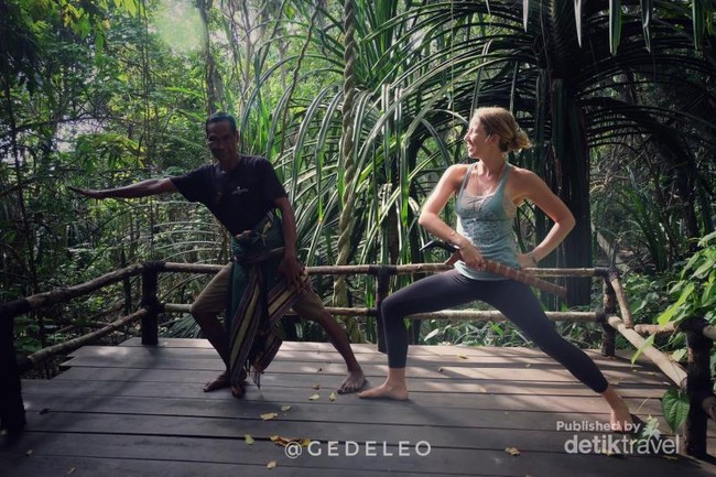 Liburan Sambil Belajar Yoga di Sumba