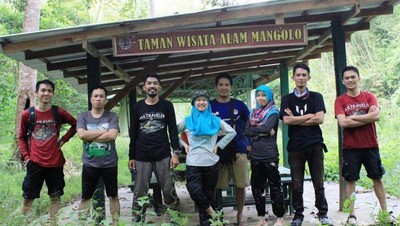 Liburan Seru di Air Terjun Tikuareu, Sultra