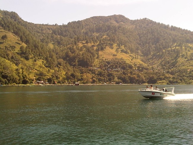 Liburan Weekend di Danau Toba, Kenapa Tidak?