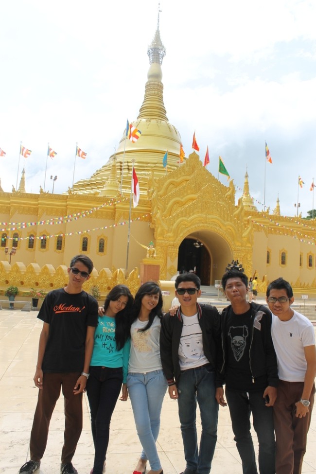 Lumbini, Wisata Religi Sambil Wisata Alam