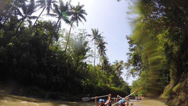Main Basah-basahan di Magelang Yuk!
