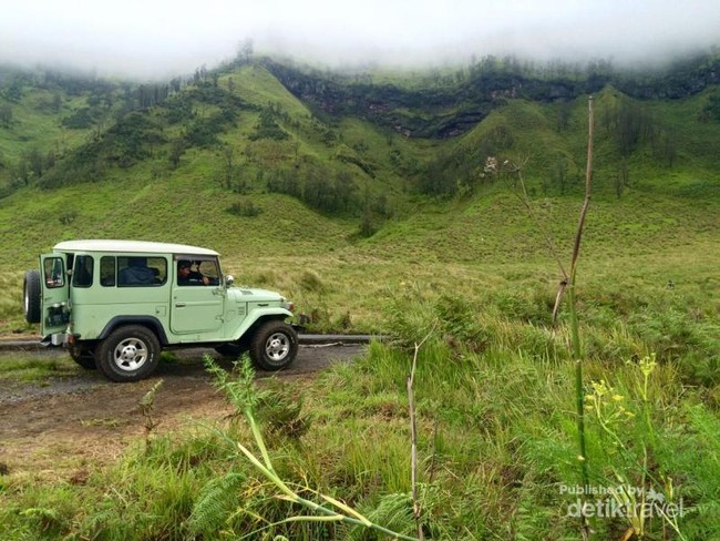 Memang Cantik Bukit Teletubbies di Bromo