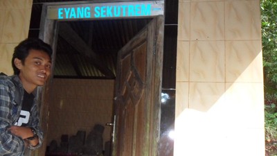Menapak Jejak Sejarah di Gunung Arjuno