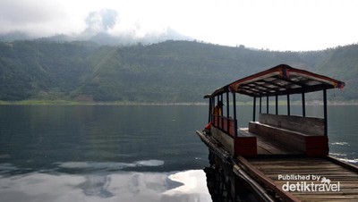 Mencari Damai di Telaga Menjer, Wonosobo