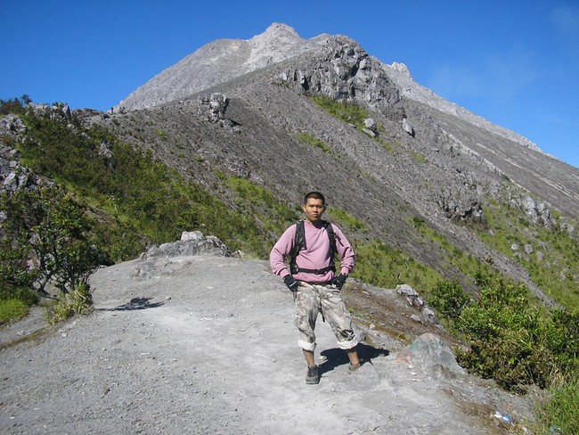 Mendaki Merapi, Lelah Tapi Indah