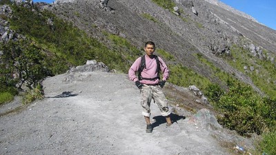 Mendaki Merapi, Lelah Tapi Indah
