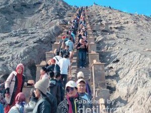 Menelusuri Bromo yang Eksotis