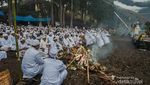 Mengenal Ritual Sakral Umat Hindu di Rinjani