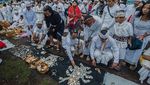 Mengenal Ritual Sakral Umat Hindu di Rinjani