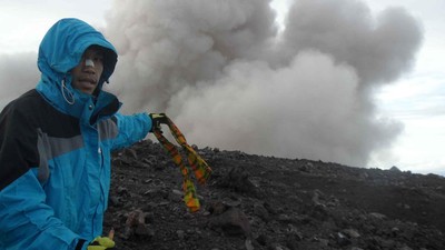 Menggapai Semeru, Atap Pulau Jawa