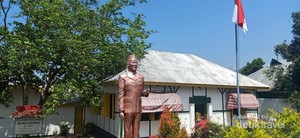 Mengunjungi Rumah Pengasingan Bung Karno di Ende