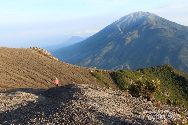Menikmati Keheningan di Pasar Bubrah Merapi