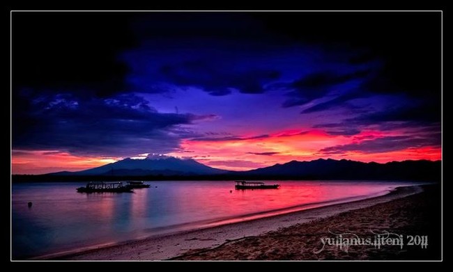 Menikmati Matahari Terbit di Gili Trawangan