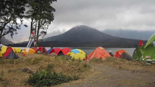 Menyerah Dalam Kecantikan Danau Segara Anak