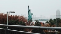 Patung Mini Liberty, Odaiba