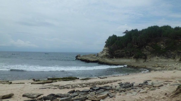 Pantai Klayar, Tanah Lot Milik Pacitan