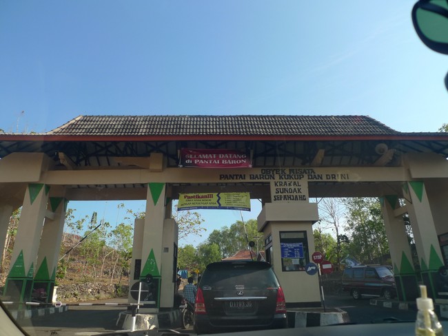 Pantai-pantai Gunungkidul yang Selalu Menawan