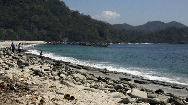 Pantai Papuma, Primadona dari Jember