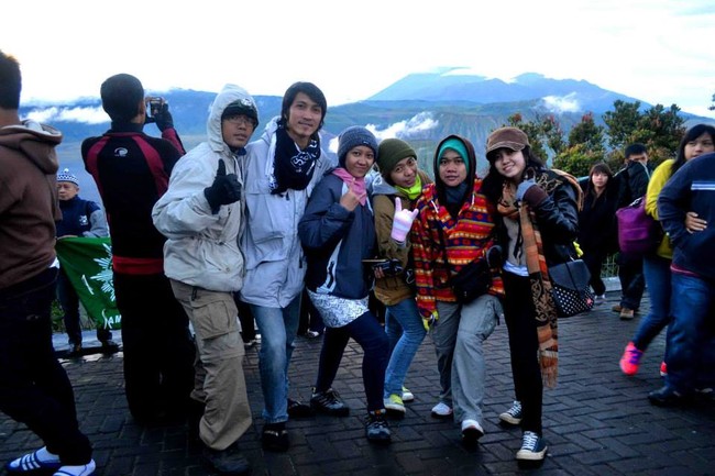 Pemandangan Indah Bromo dari Pananjakan