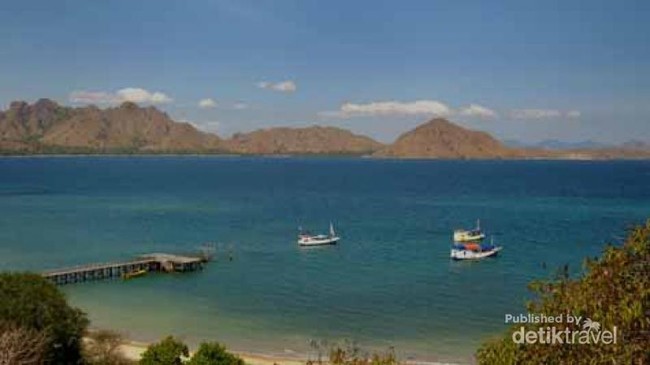 Pesona Alam Sekitar Labuan Bajo yang Tak Ada Matinya