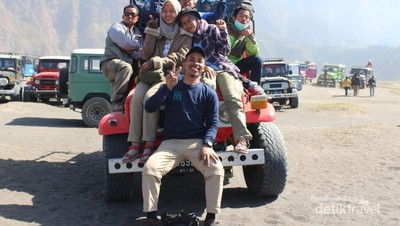 Potret: Terpikat Indahnya Bromo dan Semeru