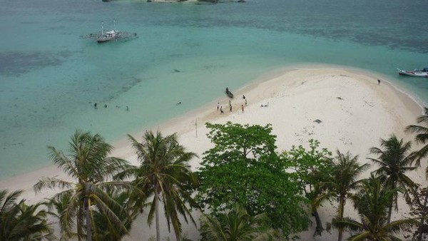 Pulau-Pulau Cantik di Negeri Laskar Pelangi