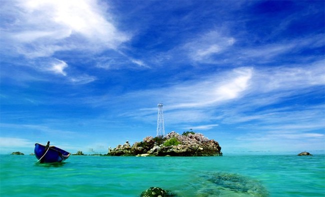 Pulau Sekatung di Serambi Natuna
