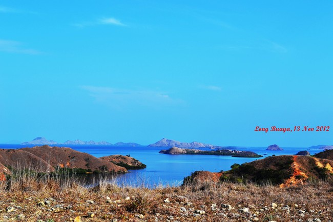 Puncak Pulau Rinca, Tempat Terbaik Melihat Kecantikan Flores