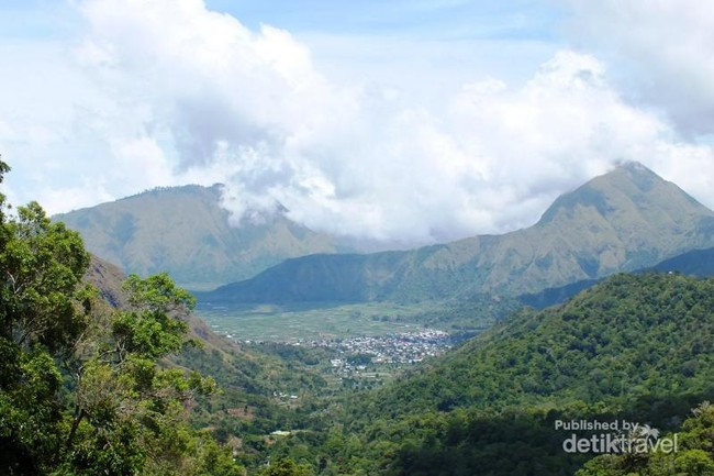 Pusuk Sembalun, Taman Wisata Indah di Kaki Gunung Rinjani