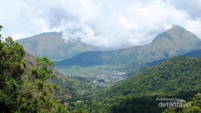 Pusuk Sembalun, Taman Wisata Indah di Kaki Gunung Rinjani