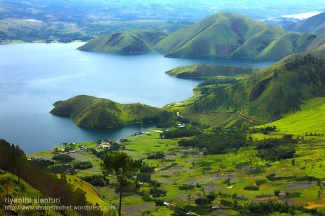 Rupa-Rupa Danau Toba