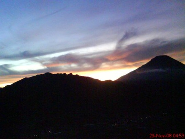 Sambutan Wedus Gembel di Dataran Tinggi Dieng