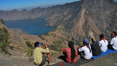 Satu Kata Untuk Gunung Rinjani, Eksotis!
