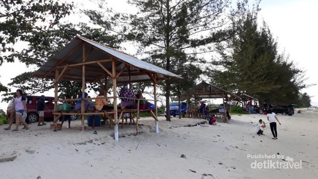 Satu Lagi Pantai Cantik di Bangka