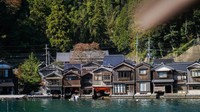 Funaya yang berarti rumah perahu