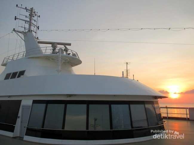 Secantik Ini, Sunset dari Atas Kapal Pesiar