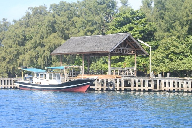 Sekarang Numpang Foto di Pulau Bira