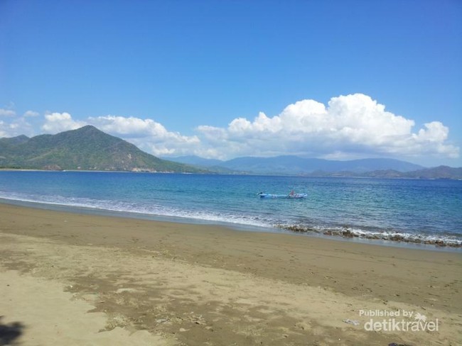 Serasa di Negeri Dongeng, Indahnya Pantai Poto Balat Sumbawa